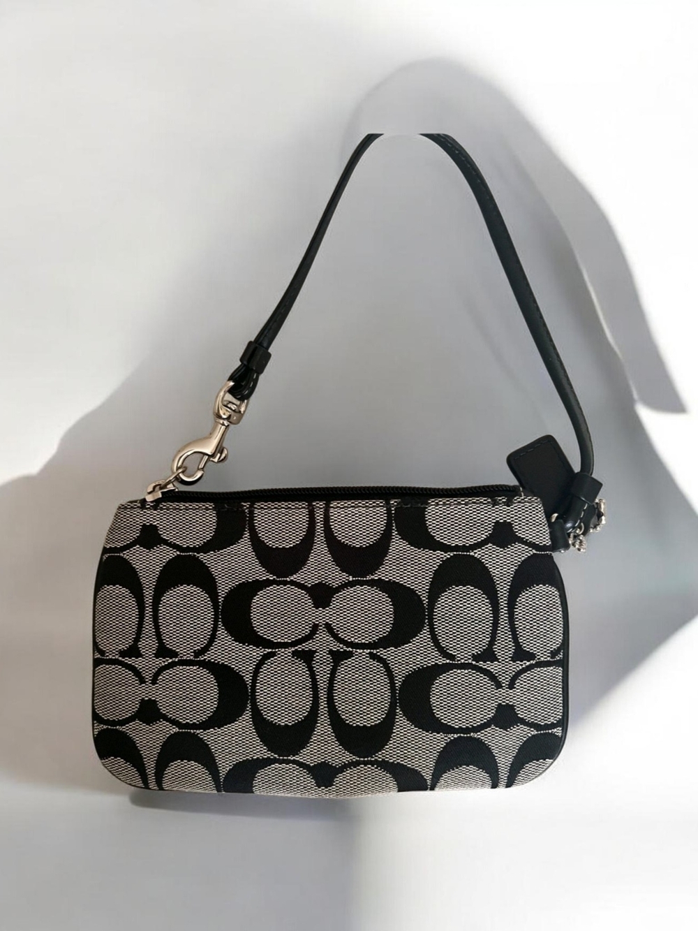 Coach EUC! Signature  "C" Black/Gray Wristlet with a reversible Coach Bag Scarf - Picture 7 of 13